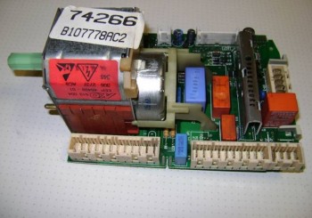 AKO513003.jpg