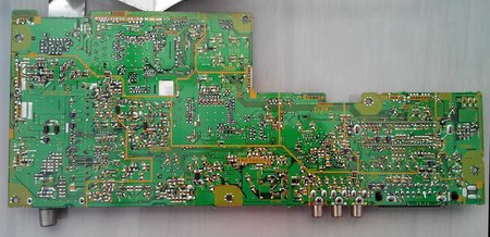 MB TMD614A od dole.jpg