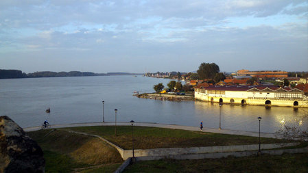 Smederevo-pogled_sa_tvrdjave.jpg
